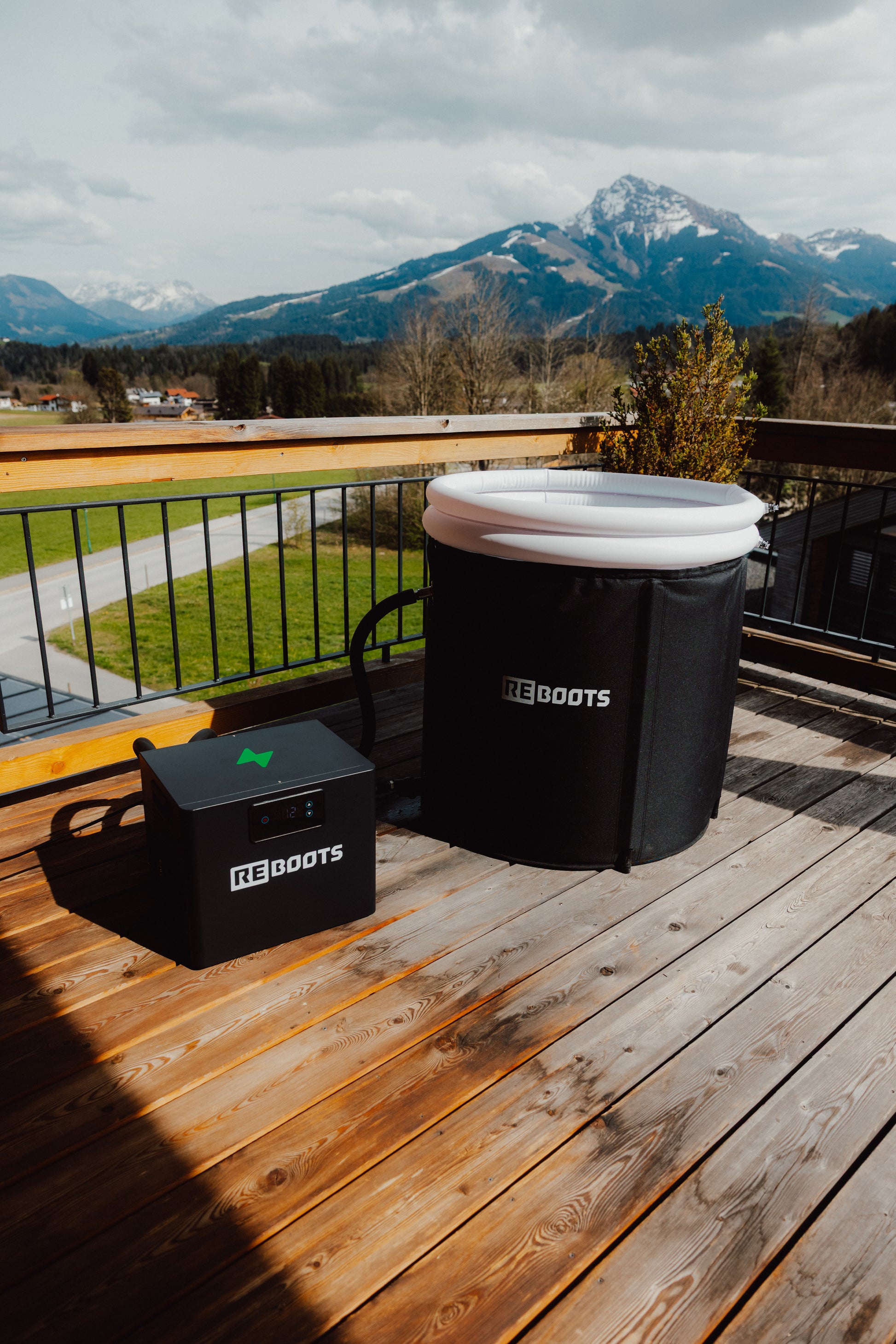 Reboots Ice Tub Chiller